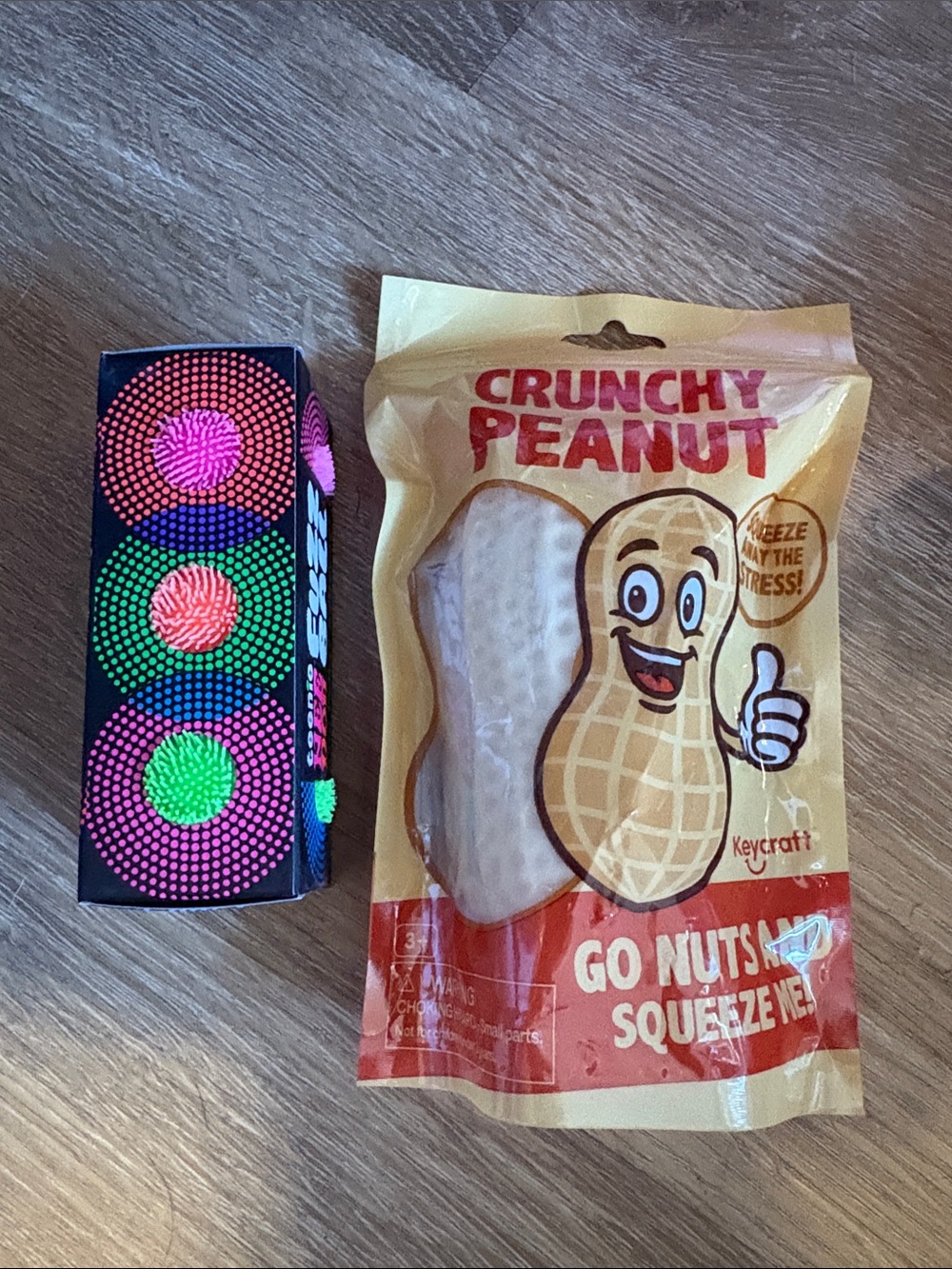 Craft Crunchy Peanut Squeeze Toy - teenie needoh set of 3